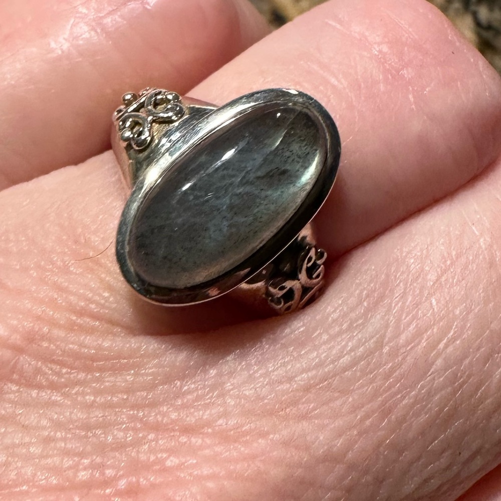 Labradorite ring - Picture 9 of 11